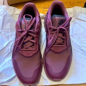 Brand new Columbia Wilson’s Heritage shoes